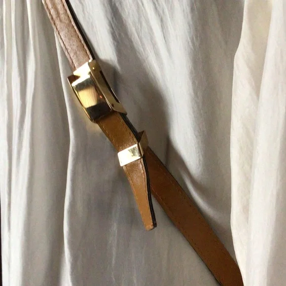 Vintage faux leather crossbody bag - Picture 3 of 6